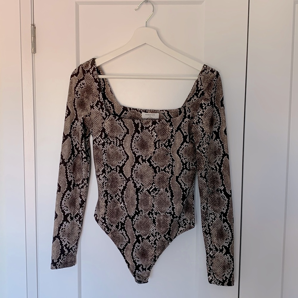 Babaton Contour Square-neck Long Sleeve Bodysuit